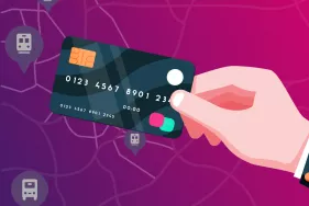 Illustration d'une main qui tient une carte bleu  (Agrandir l'image - fenêtre modale)