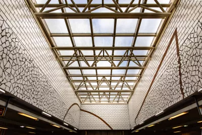 Photo de l'œuvre d'art station Saint-Cyprien ligne A du métro (Agrandir l'image - fenêtre modale)